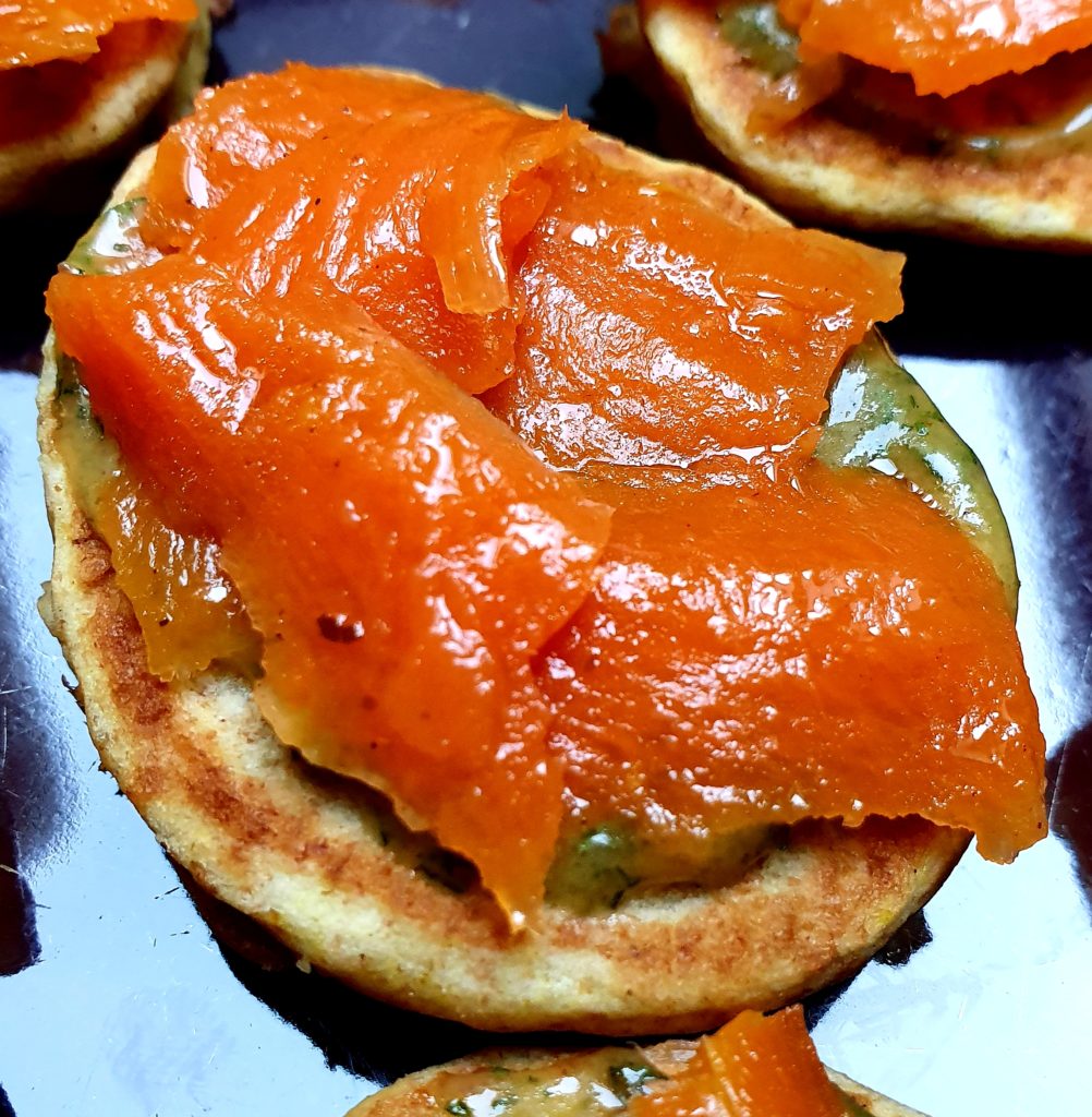 "Saumon" fumé vegan (faux-mon)