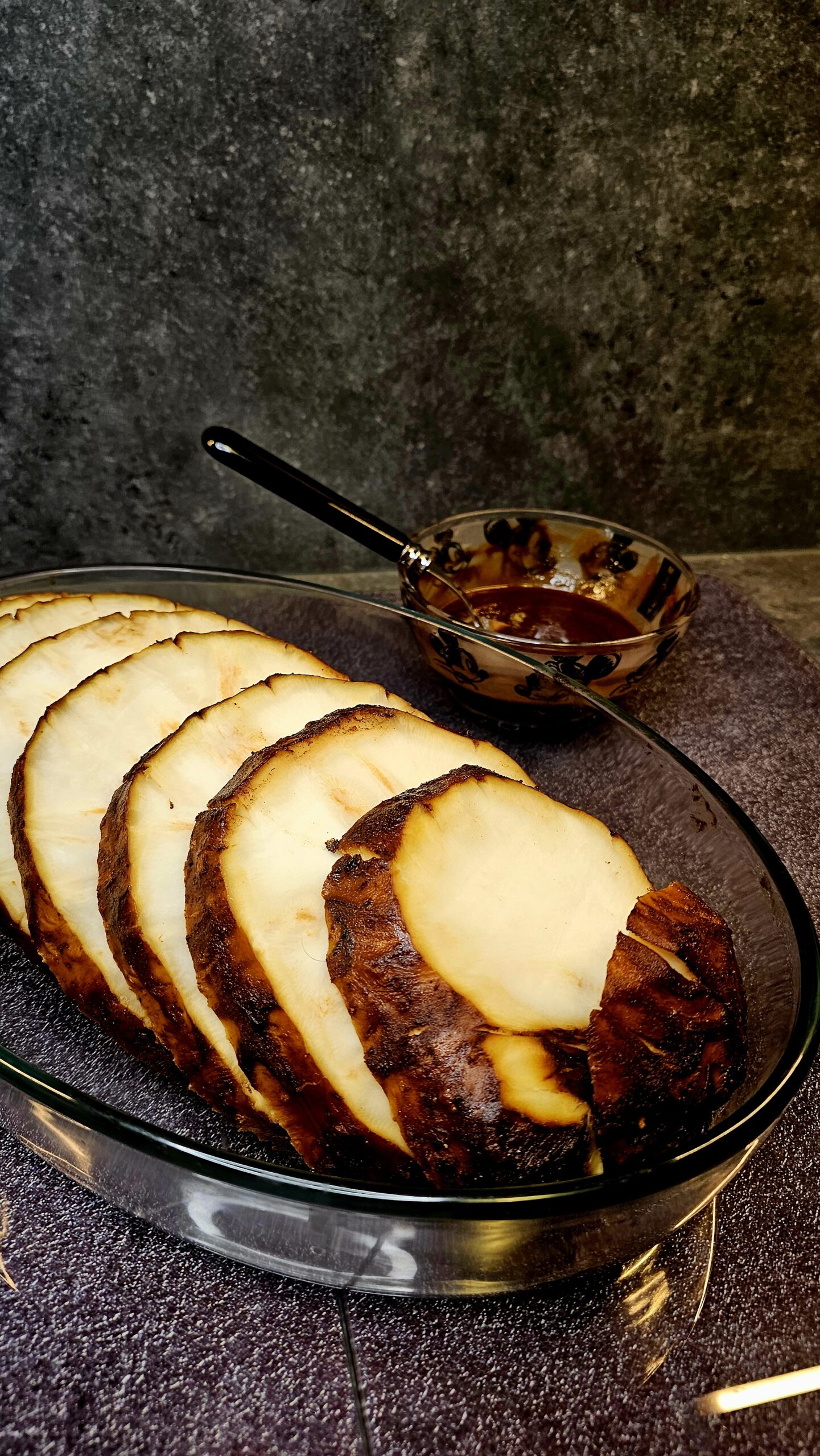 R&ocirc;ti de c&eacute;leri laqu&eacute;