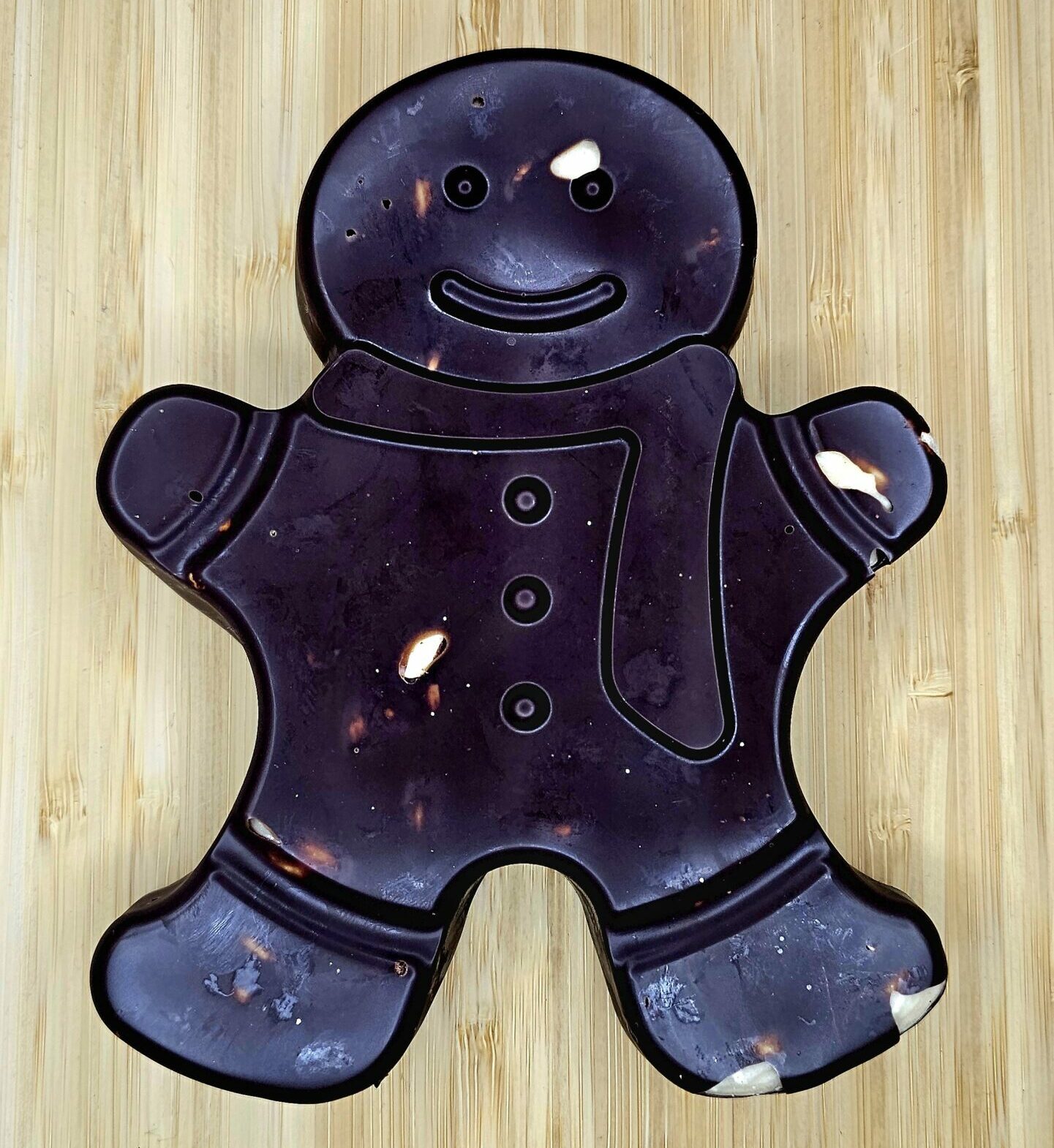 Figurines de No&euml;l au chocolat et noix