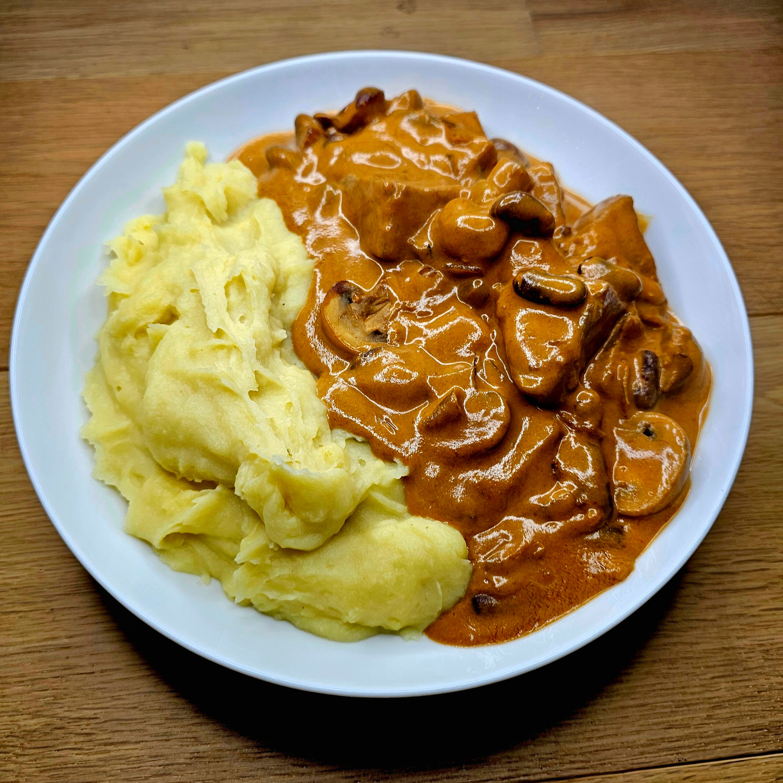C&eacute;leri Stroganoff