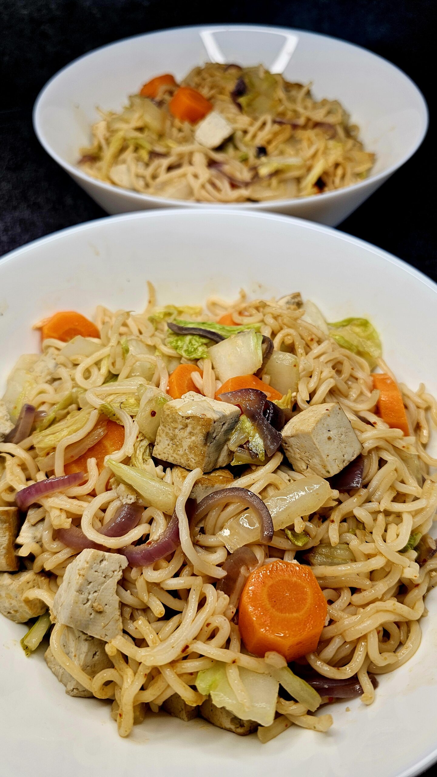 Nouilles saut&eacute;es au chou chinois et tofu