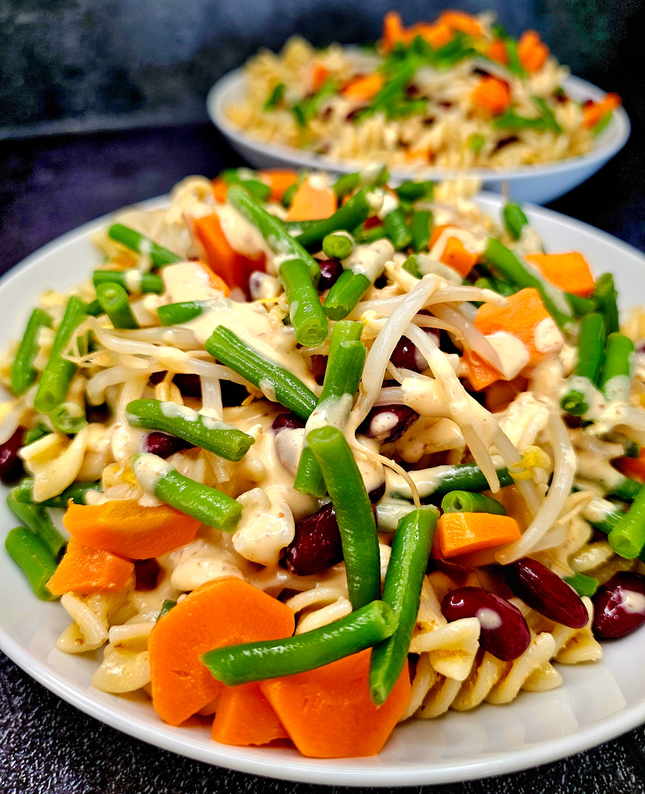 Salade pâtes (fusilli) sauce au lait de coco et citron vert